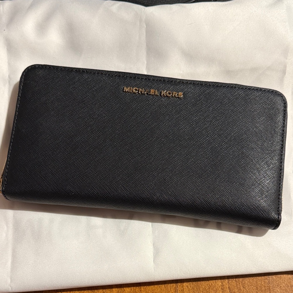 Michael Kors Black Saffiano Zip Wallet with Gold Logo